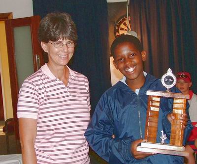 Ndumiso Radebe -
winner of the O-9er trophy